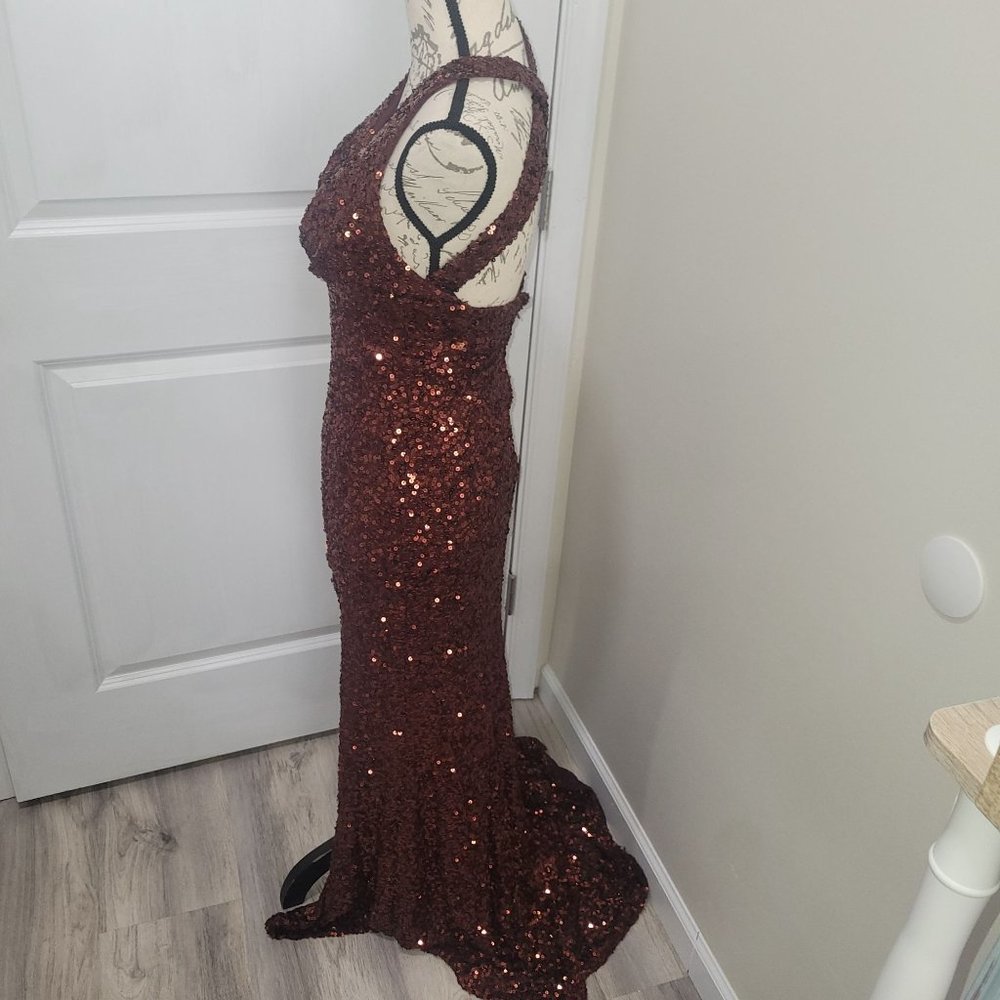 B. Darlin Sequin copper embellished split him mermaid style ball gown size 3/4 - Picture 10 of 16